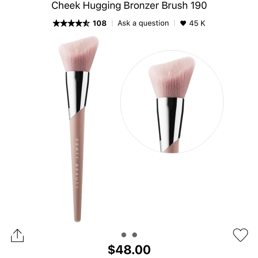 BNIB Fenty Beauty Cheek-Hugging Bronzer Brush 190
